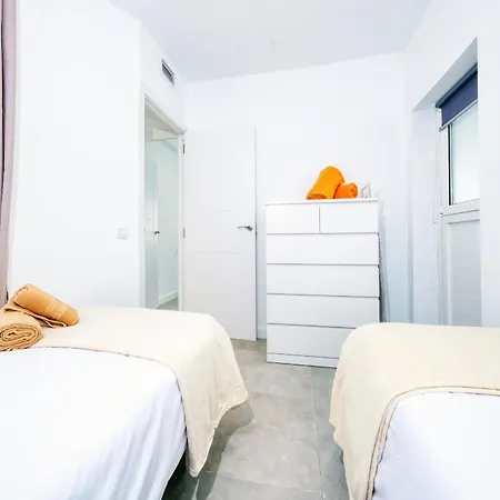 Puerto Diamante 2 - 100m To The By Lanzarote Apartment