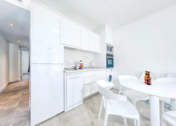 Puerto Diamante 2 - 100m To The By Lanzarote Apartment *